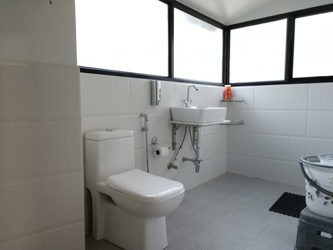 Rockski Boutique Bed & Breakfast 실롱 외부 사진