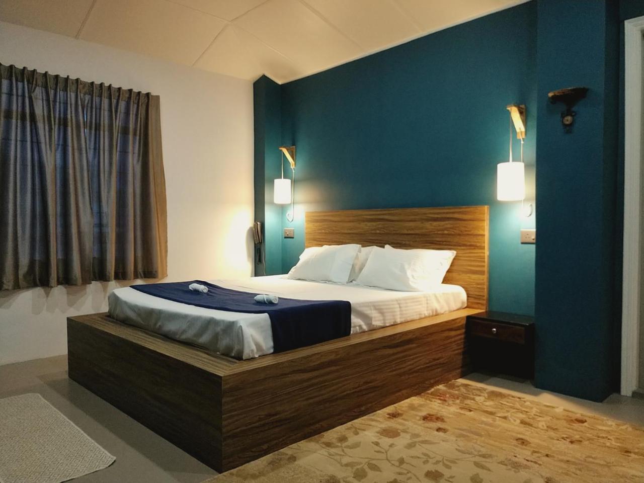 Rockski Boutique Bed & Breakfast 실롱 외부 사진