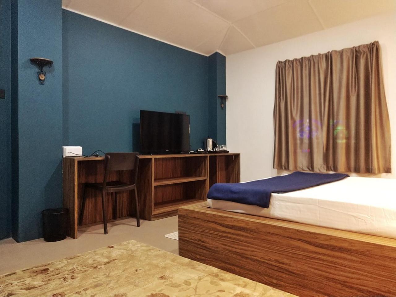 Rockski Boutique Bed & Breakfast 실롱 외부 사진