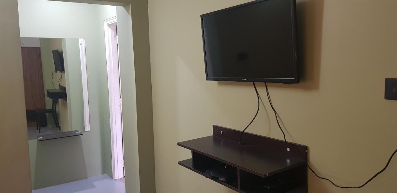 Rockski Boutique Bed & Breakfast 실롱 외부 사진