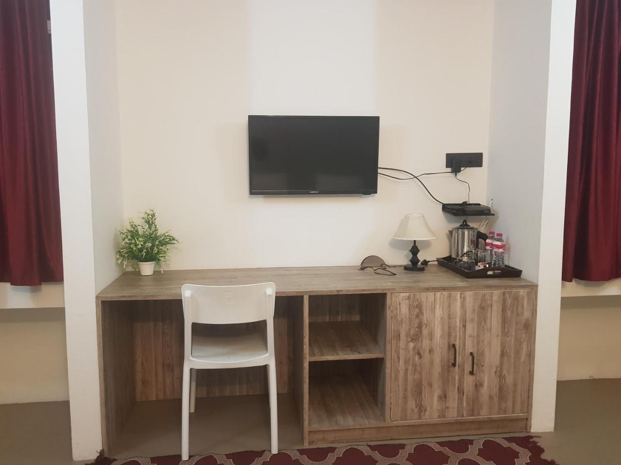 Rockski Boutique Bed & Breakfast 실롱 외부 사진